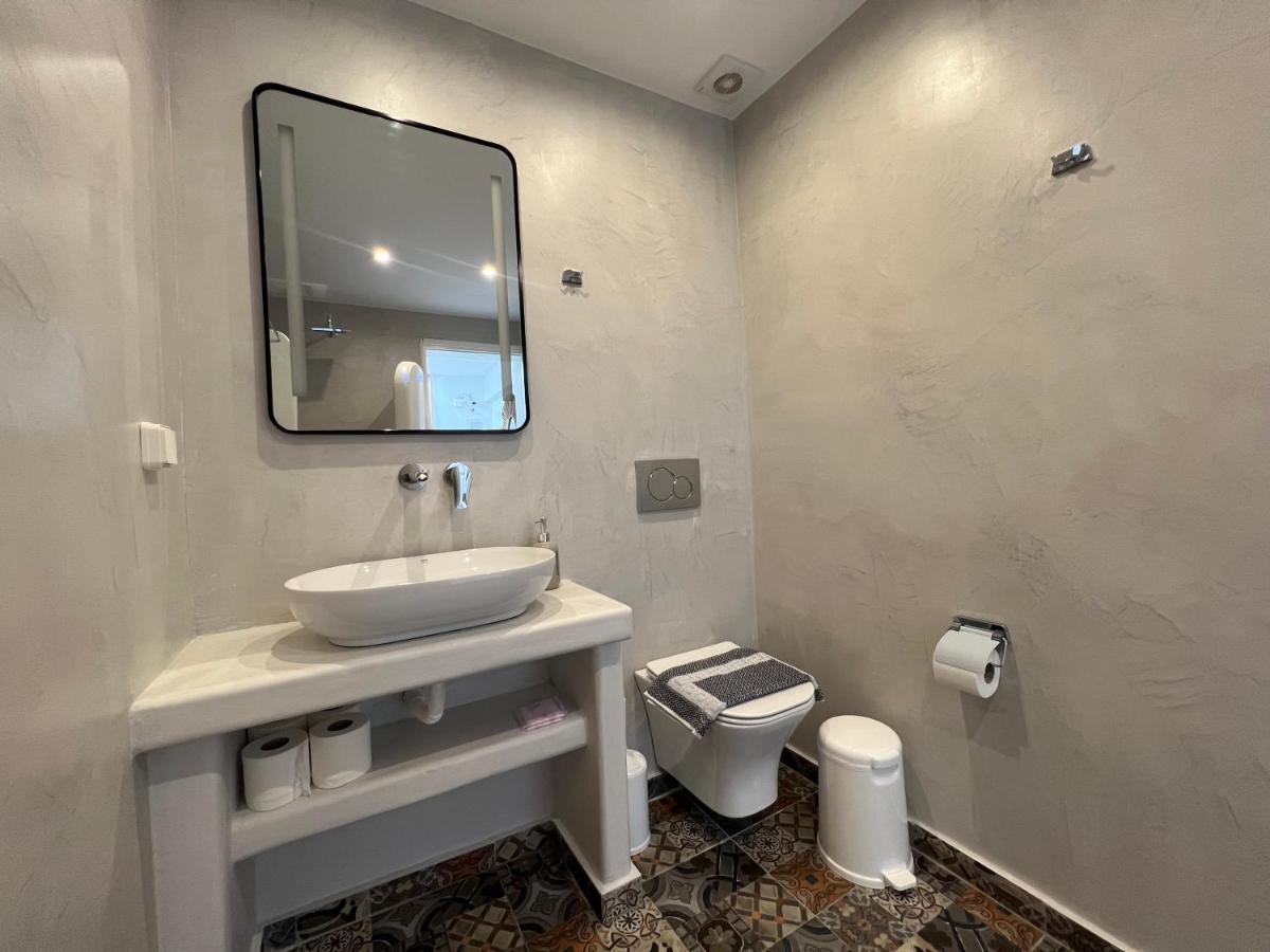 3 Bedroom House Included Free Car Rental Perissa  Buitenkant foto